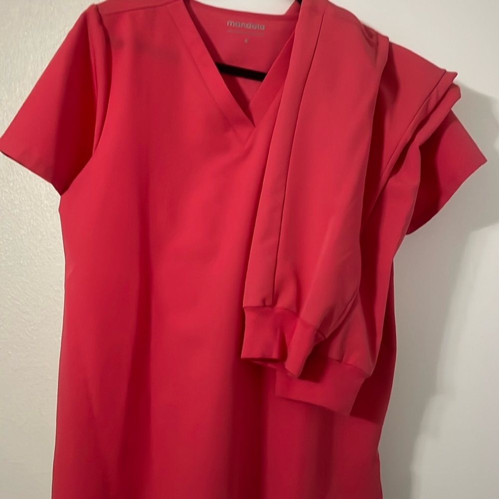 Mandala Scrubs Set- Medium Petite Paradise Pink